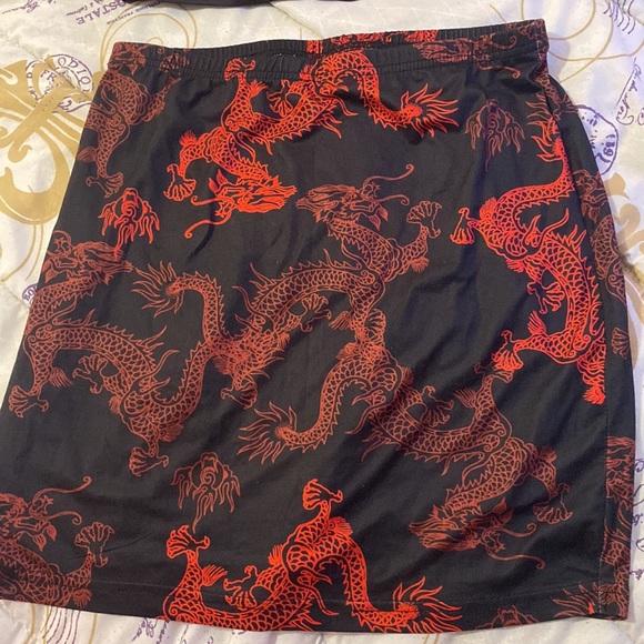 Dragon print Crop Cami Top & Skirt Set - Picture 2 of 7